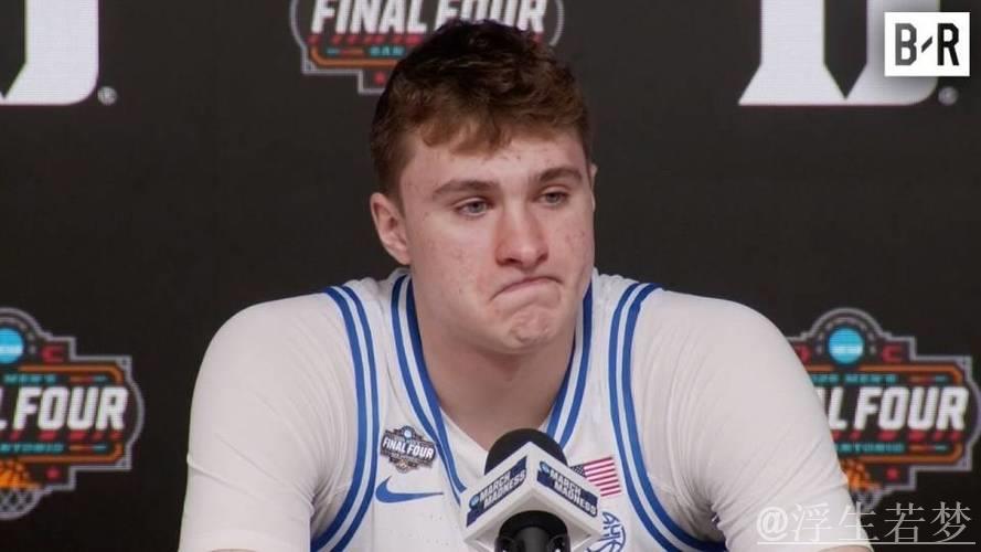 18岁球员创历史：弗拉格两次单场20分5助攻0失误